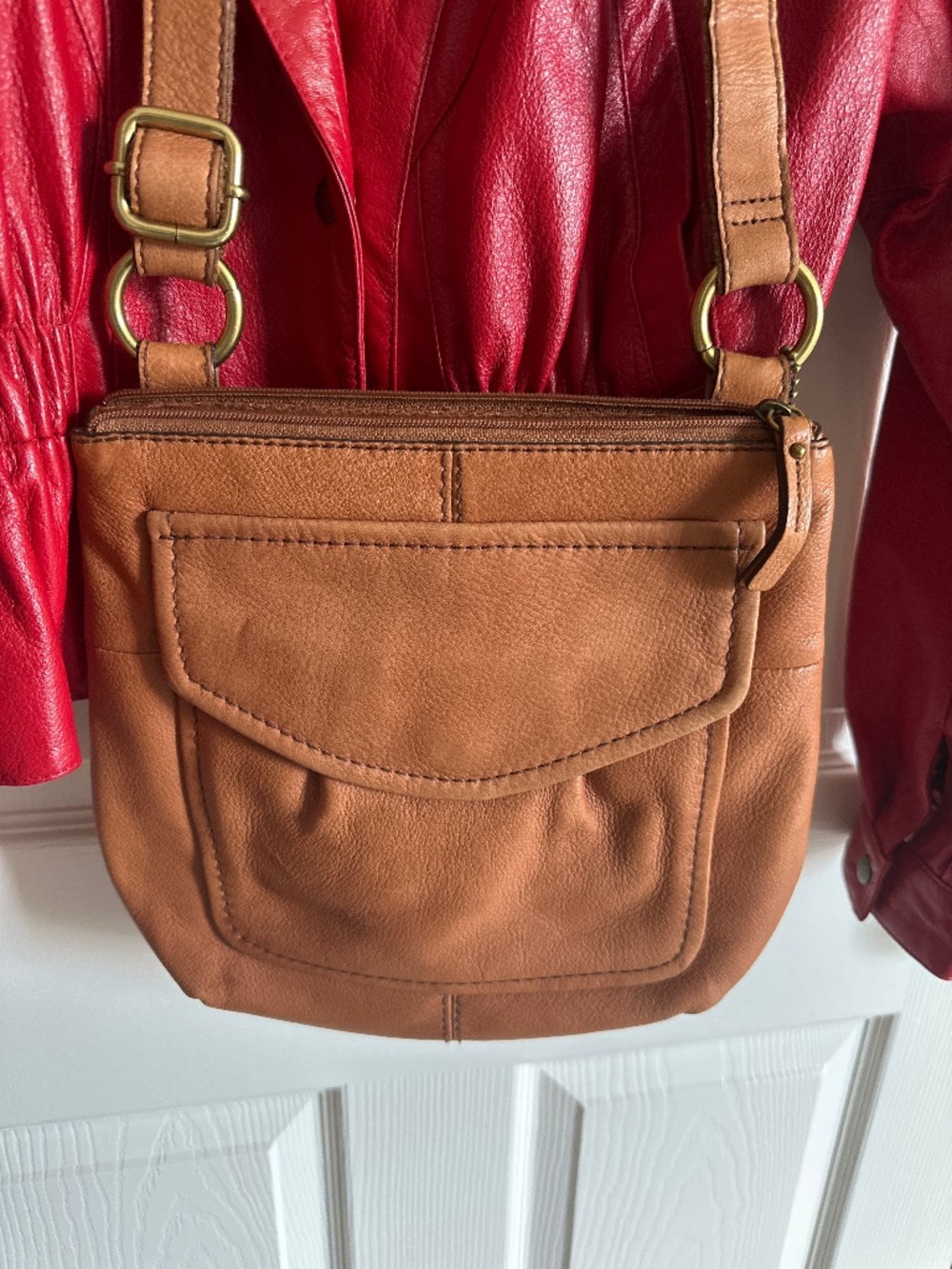 Gorgeous fossil tan all leather crossbody